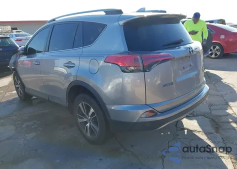 2017 Toyota Rav4 Xle z USA, uszkodzony, nr VIN 2T3WFREV8HW346760